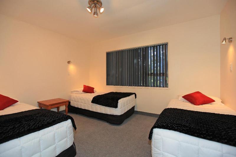 Kapiti Lindale Motel And Conference Centre Paraparaumu Rom bilde